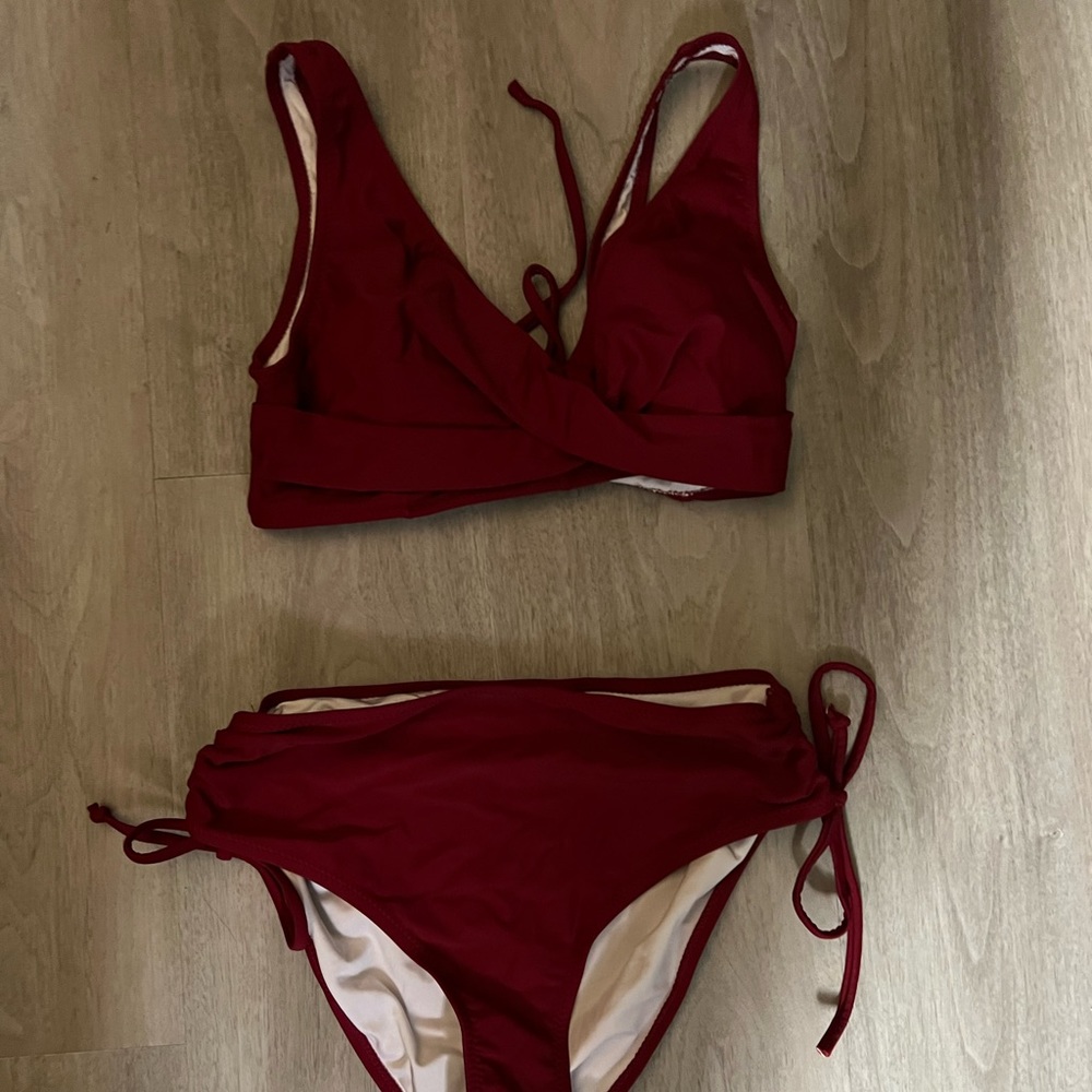Beachissi bikini, maroon, small, NWOT